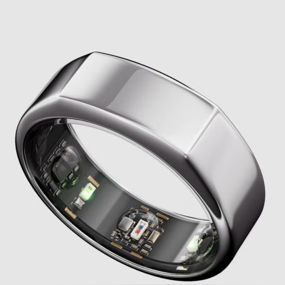 Oura Ring Heritage silver size 9 gently used works great